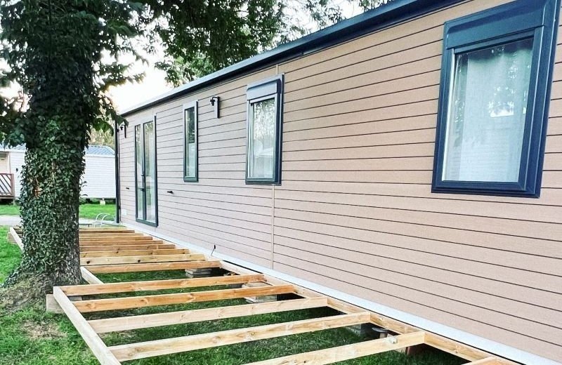 Behind the scences edited 02